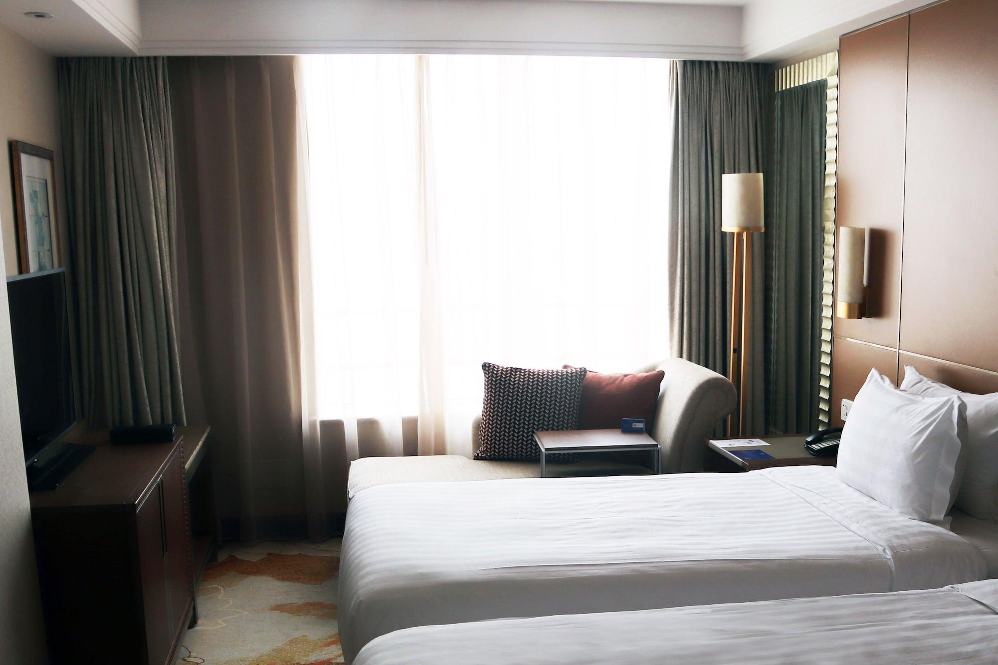 Radisson Blu New World Hotel Shanghai