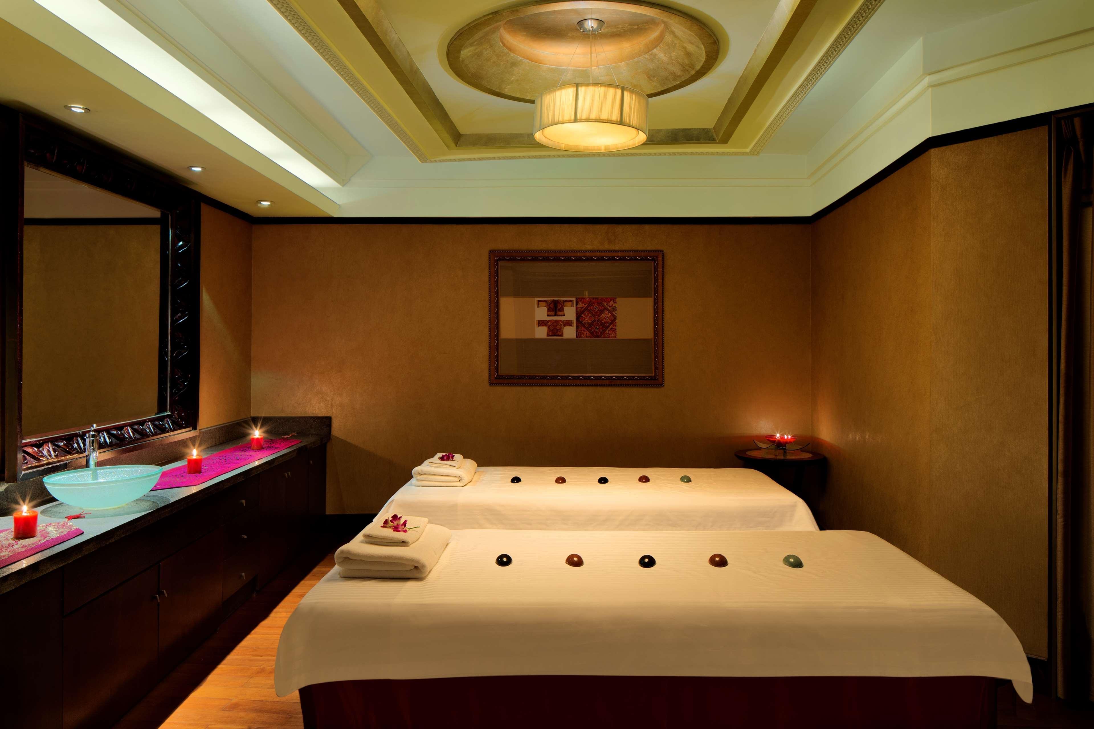 Radisson Blu New World Hotel 5*