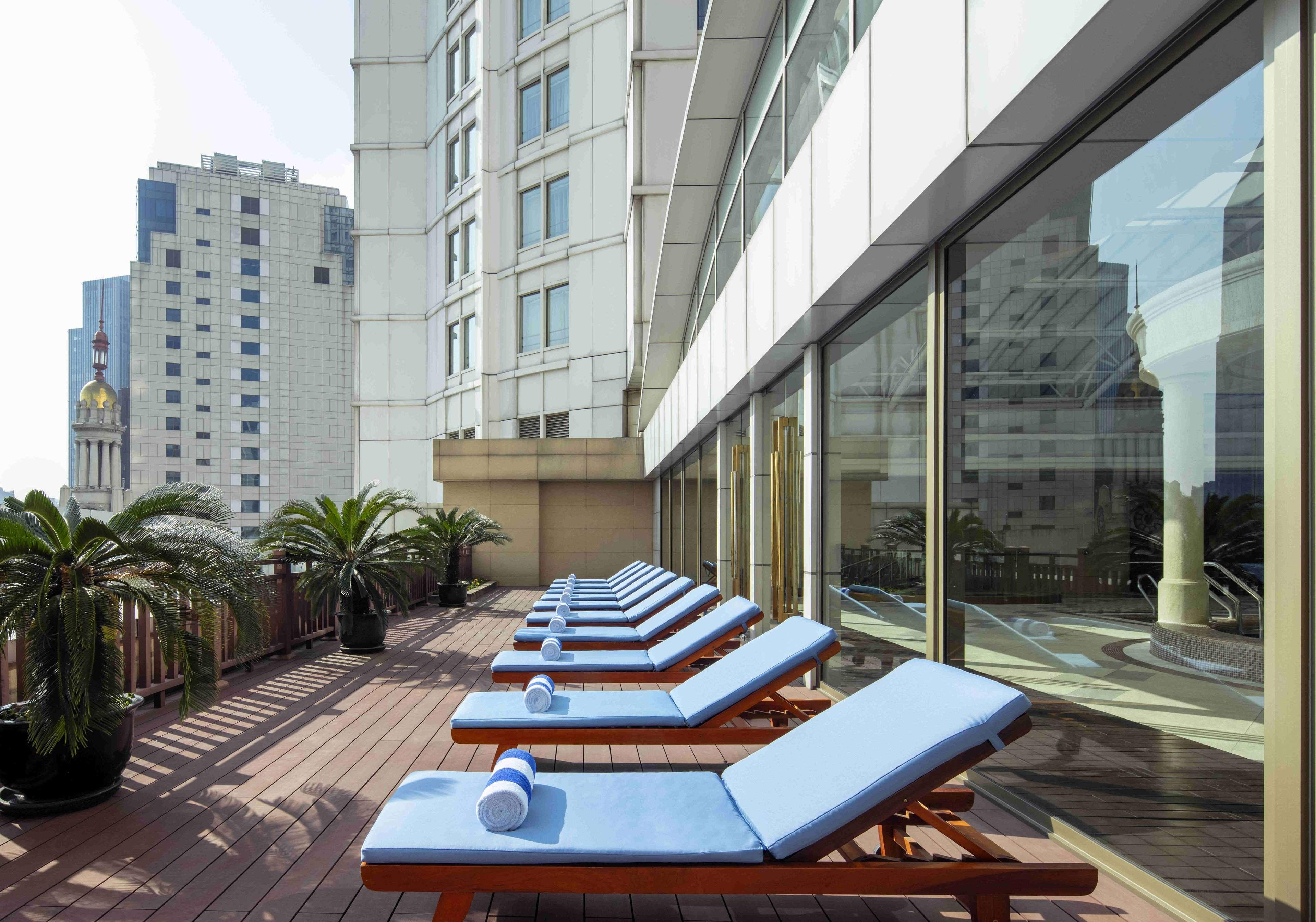 Radisson Blu New World Shanghai